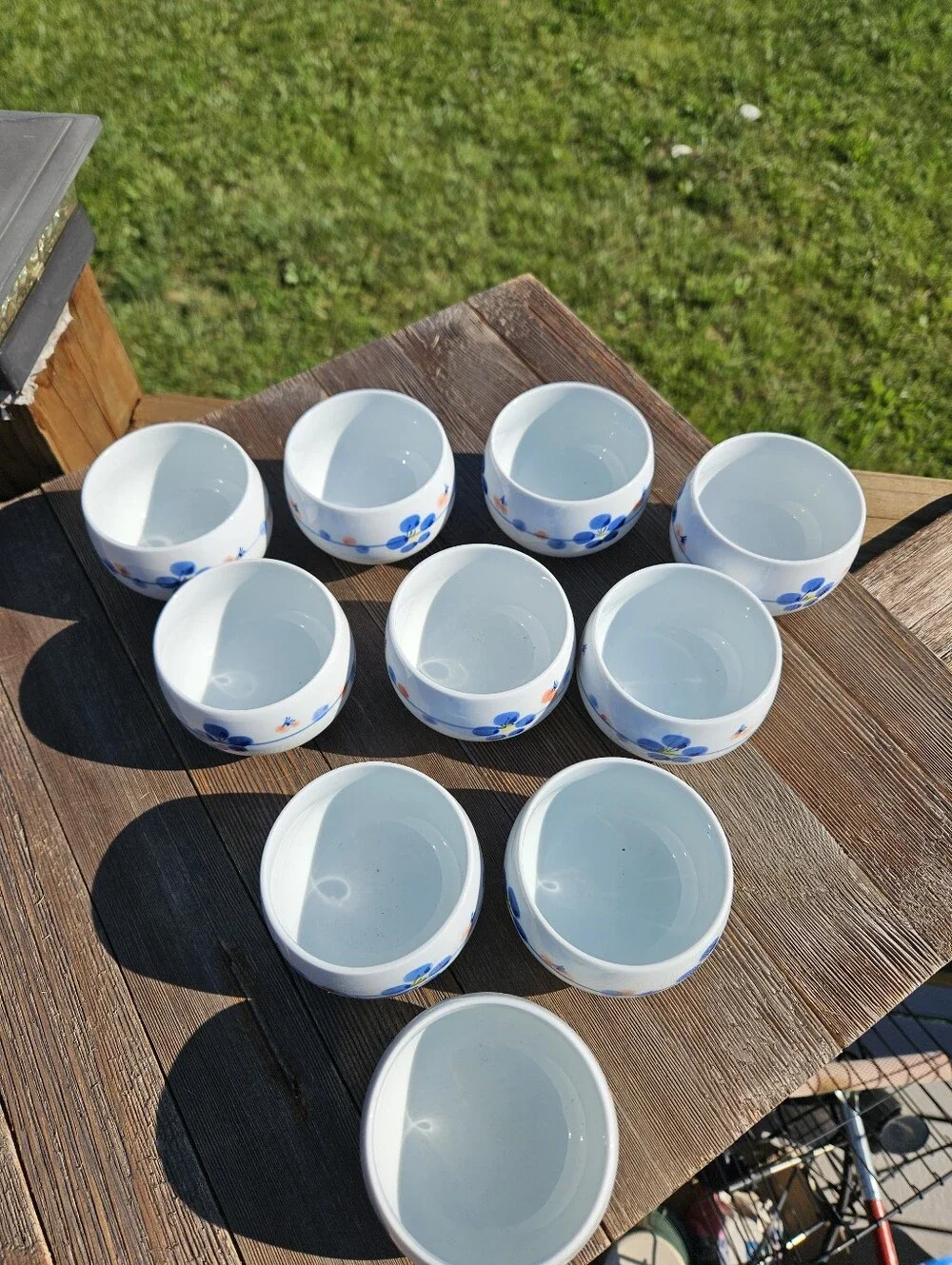 Set of 10 Vintage Japanese Arita Ware Yunomi Tea Cups Blue Floral White Porcelai
